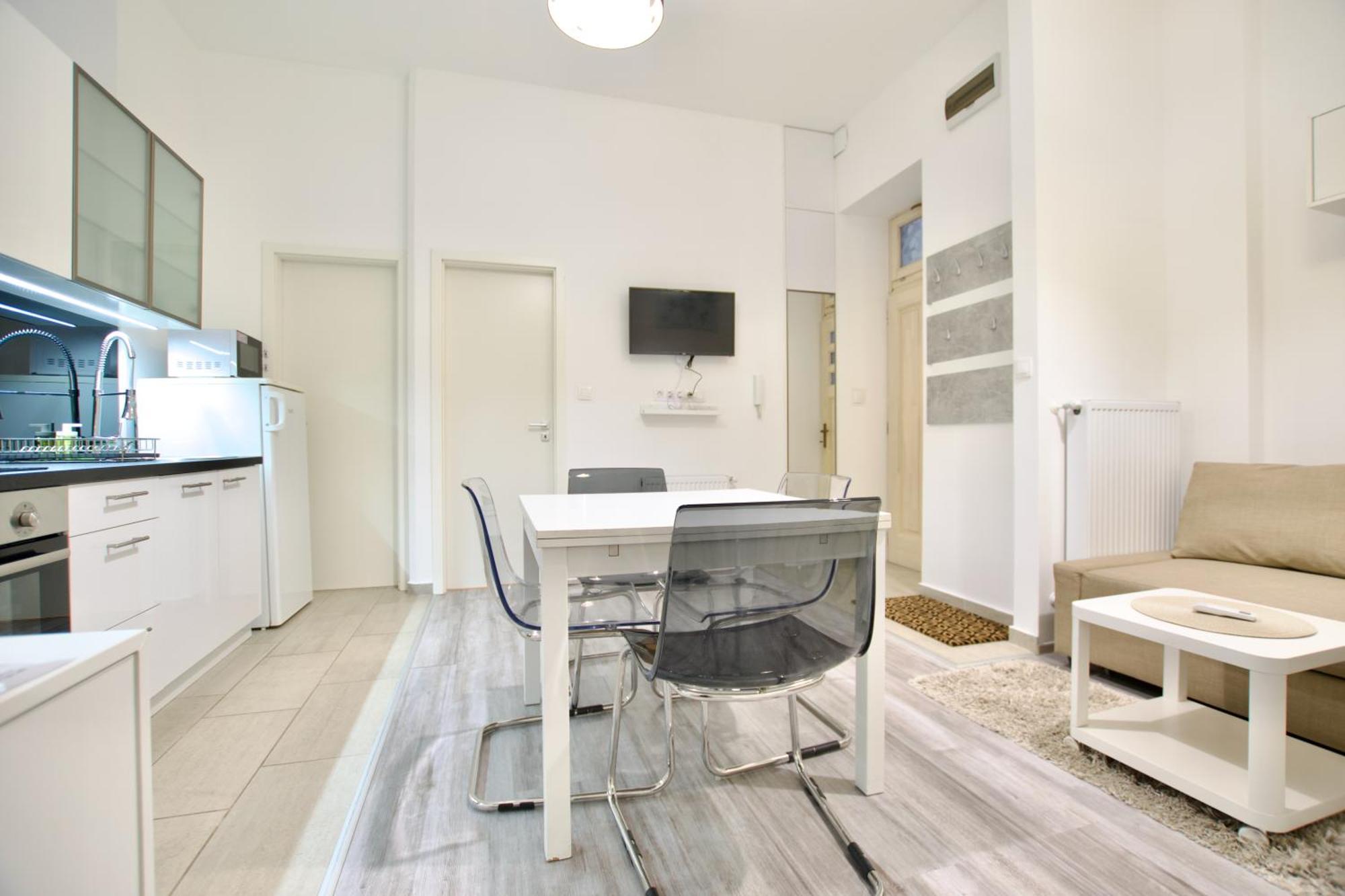 Standard By Hi5- Csengery Street Budapest
